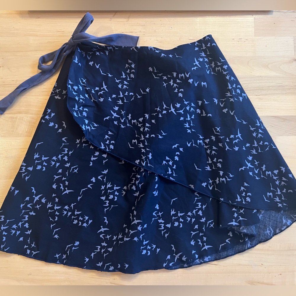 Yana Dee medium bird migration midnight blue wrap mini skirt organic cotton